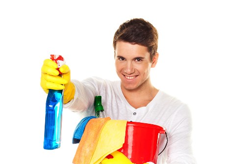 Detailed kitchen cleaning before moving into a property in Oho